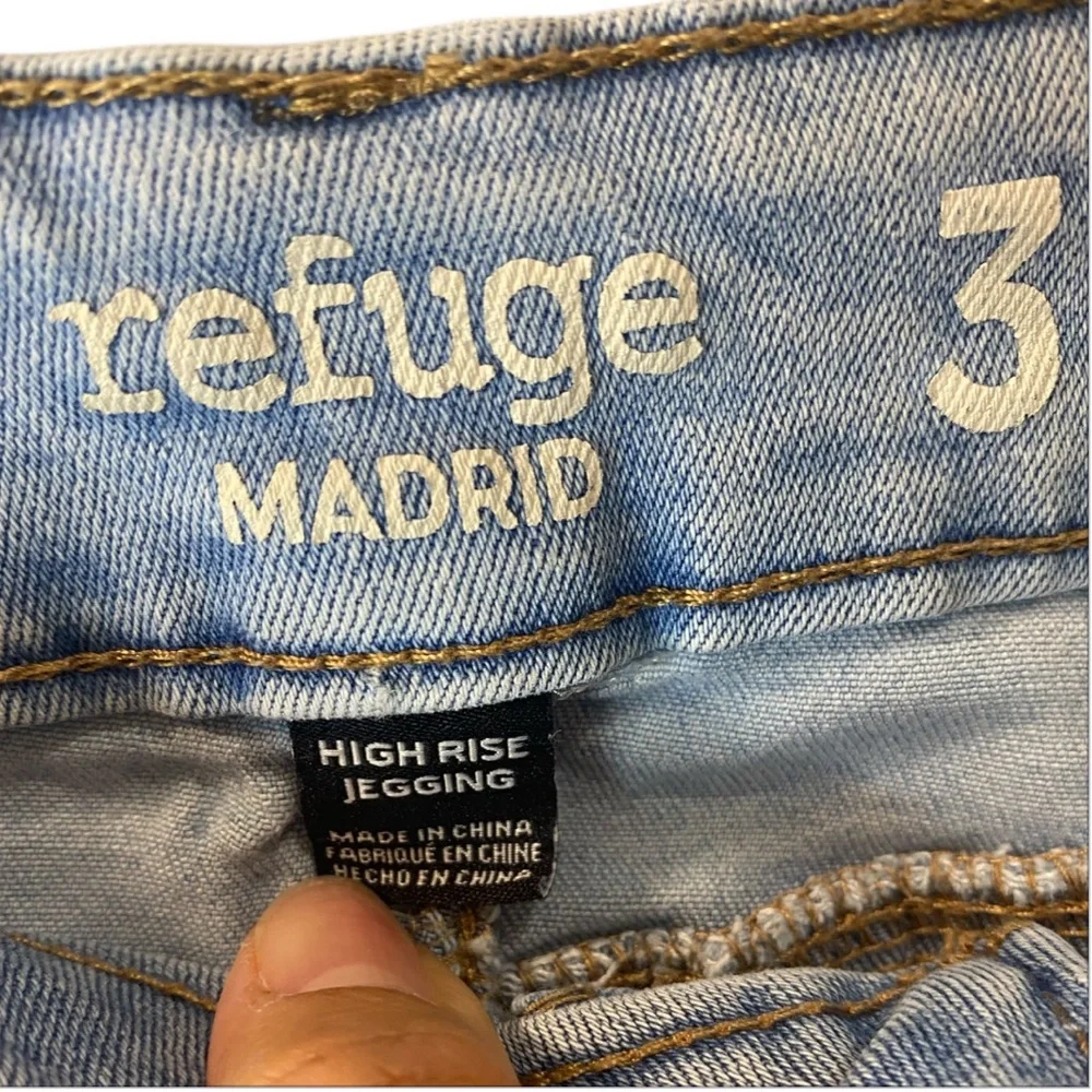 Refuje Light Blue Distressed Women's Jeans